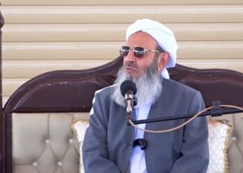 عبدالحمید: افغانستان چنان امن است که زنان می‌توانند به تنهایی سفر کنند