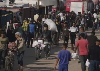 «گلوله پاسخ نان بود»؛ آتش‌باری در میان گرسنه‌گان در غزه ۲۰۱ کشته و زخمی برجا گذاشت