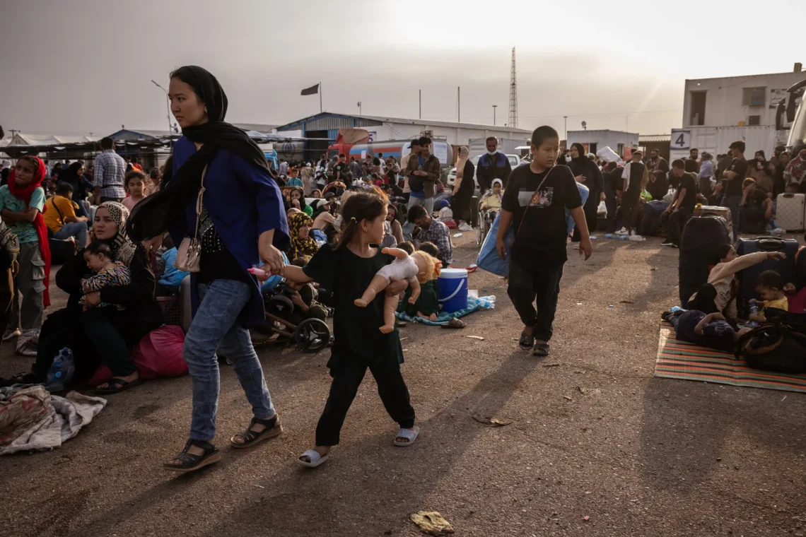 طالبان: بیش از ۶۲۰ هزار تن در ماه جاری از مرز اسلام قلعه به کشور برگشته اند