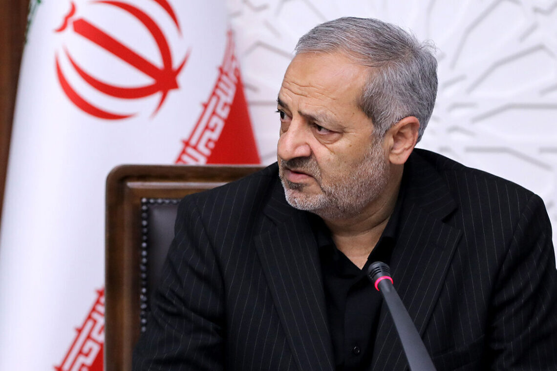 وزیر آموزش ایران: دانشآموزان افغانستان باعث افت تحصیلی همتایان ایرانی خود میشوند