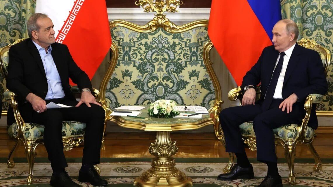 اکسیوس: پوتین خواستار توافق هستهای با «غنیسازی صفر» یورانیم بین ایران و امریکا شده است