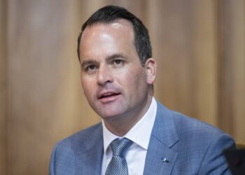 سیاست‌مدار سویسی: باید مانند آلمان دیپلومات‌های طالبان را در کشور خود بپذیریم