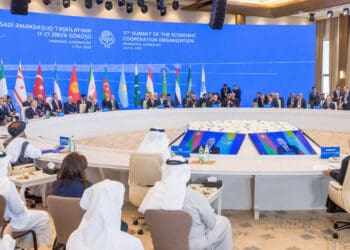 کازاخستان در پروژه‌ی راه‌آهن تورغندی – هرات سرمایه‌گذاری می‌کند