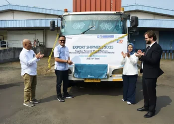 نخستین محموله‌ی دارویی اندونزیا وارد افغانستان شد