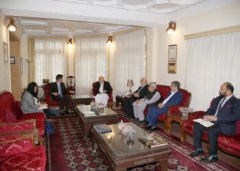 کرزی: تفاهم ملی کلید صلح و ثبات پایدار در افغانستان است