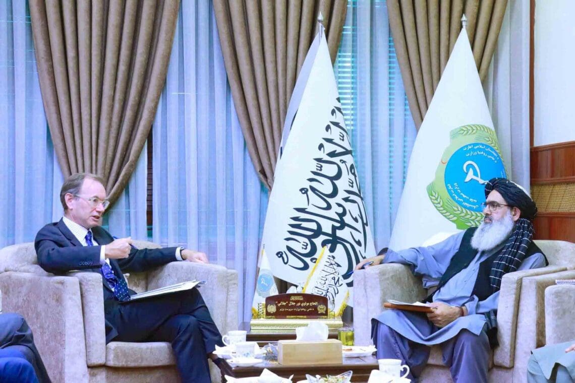 نمایندهی ویژهی بریتانیا دربارهی حقوق زنان و دختران با طالبان گفتوگو کرده است