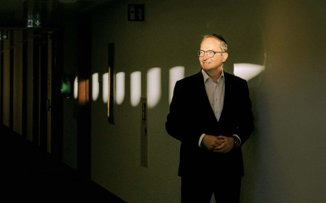 وزیر داخله‌ی آلمان خواهان گفت‌وگوی مستقیم با طالبان شد