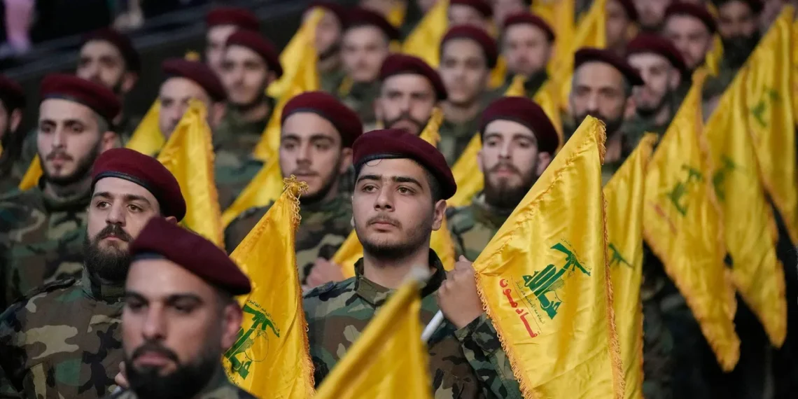 فرستاده‌ی امریکا برای بحث درباره‌ی خلع‌ سلاح حزب‌الله به لبنان سفر کرد