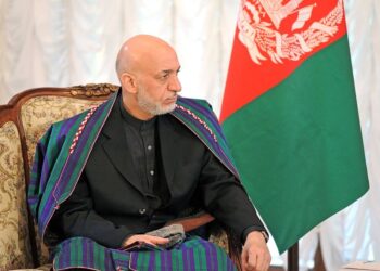 «طالبان در مسیر دیپلوماسی اروپایی»؛ آیا کرزی حلقه‌ی وصل برلین و طالبان است؟