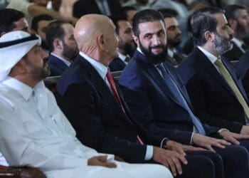 رسانه‌ی عربی: وزیر دفاع سوریه کشته شد؛ احمد شرع دمشق را ترک کرد