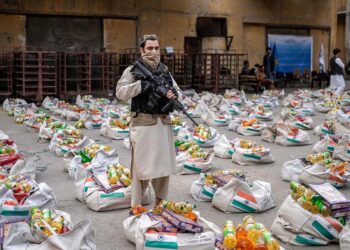 گزارش تازه‌ی سیگار: طالبان مانع توزیع کمک‌ها به تاجیک‌ها و هزاره‌ها می‌شود