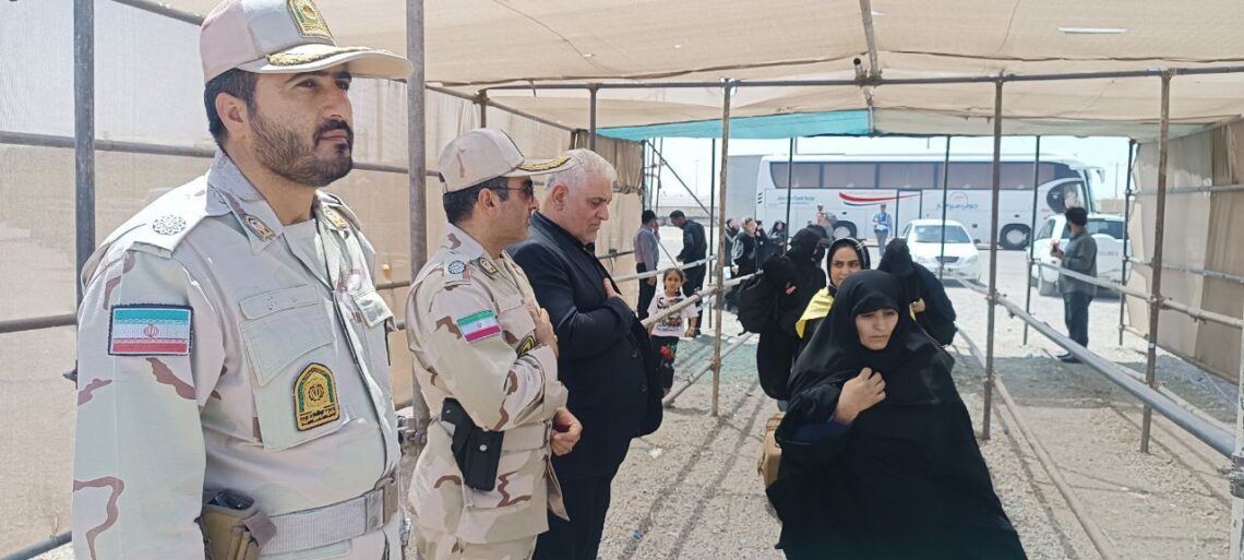 ایران: ۱۸۰ بسته هیرویین از معده‌ی دو شهروند افغانستان کشف شد