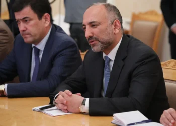 حنیف اتمر: پاکستان آن‌چه را کاشته بود درو می‌کند