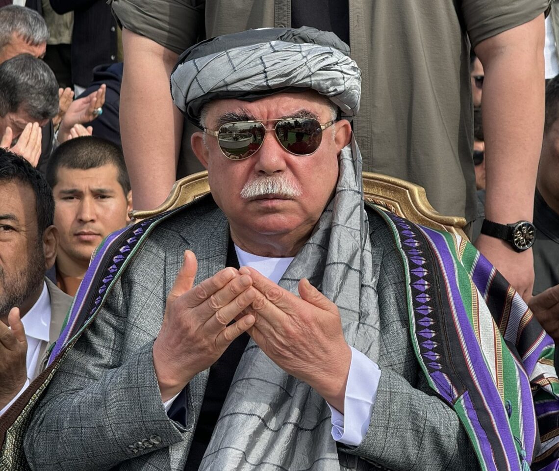 دوستم: به زودی دولت موقت تشکیل میشود