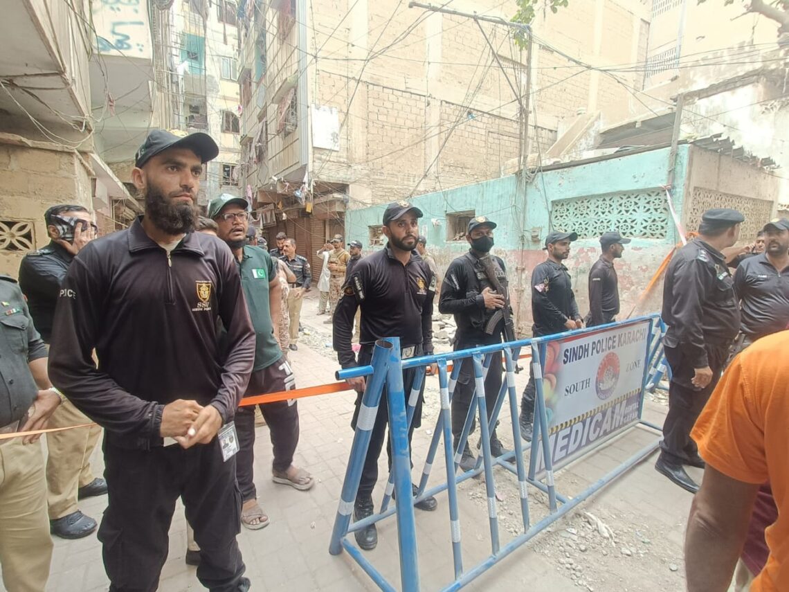 پاکستان از بازداشت دو عضو تیتیپی «آموزشدیده در افغانستان» خبر داد