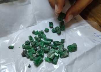 طالبان بیش از دو هزار و ۵۰۰ قیراط زمرد پنجشیر را فروخت