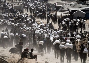 شلیک نیروهای اسرائیلی به صف کمک‌ها در غزه ده فرد ملکی دیگر را کشت