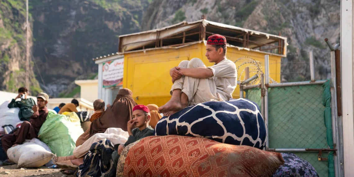 بازگرداندن اجباری مهاجران افغانستان در ۱۰ سنبله آغاز می‌شود