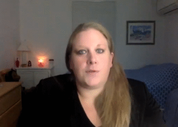 زن امریکایی ساکن افغانستان می‌گوید وضعیت زنان با روایت رسانه‌ها متفاوت است