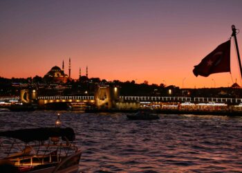 زن اهل افغانستان در ترکیه پس از خفه‌شدن از سوی شوهرش جان باخت