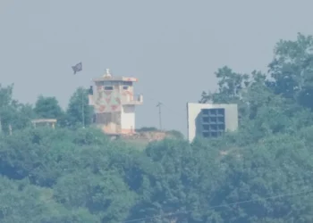 کوریای‌ جنوبی بلندگوهای تبلیغاتی علیه کوریای‌ شمالی در مرز را بر می‌چیند