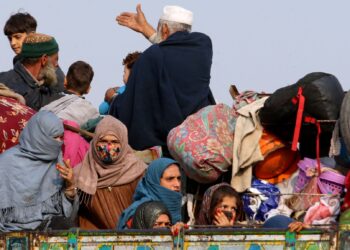 خبرگزاری فرانسه: پاکستان بار دیگر از مهاجران افغانستان خواست این کشور را ترک کنند