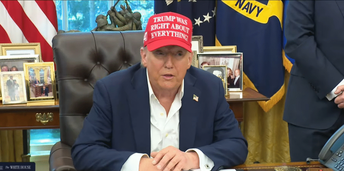 ترمپ: پوتین که نحوهی خروج ما از افغانستان را دید گفت «وقت حمله به اوکراین است»