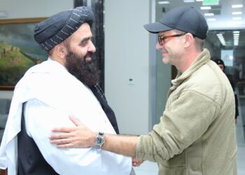 سفر هیات امریکایی به کابل؛ طالبان خواستار عادی‌سازی روابط با امریکا شد