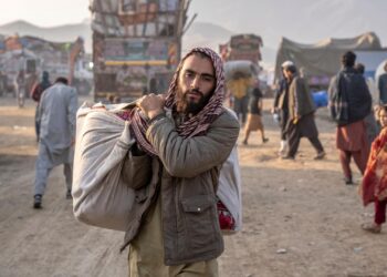 طالبان: در ۴ روز، نزدیک به ۷۰ هزار تن از ایران و پاکستان برگشتند