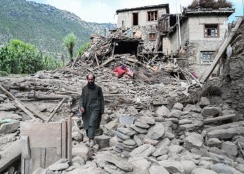 شمار جان‌باختگان زمین‌لرزه‌ی کنر به بیش از یک هزار و ۴۰۰ تن رسید