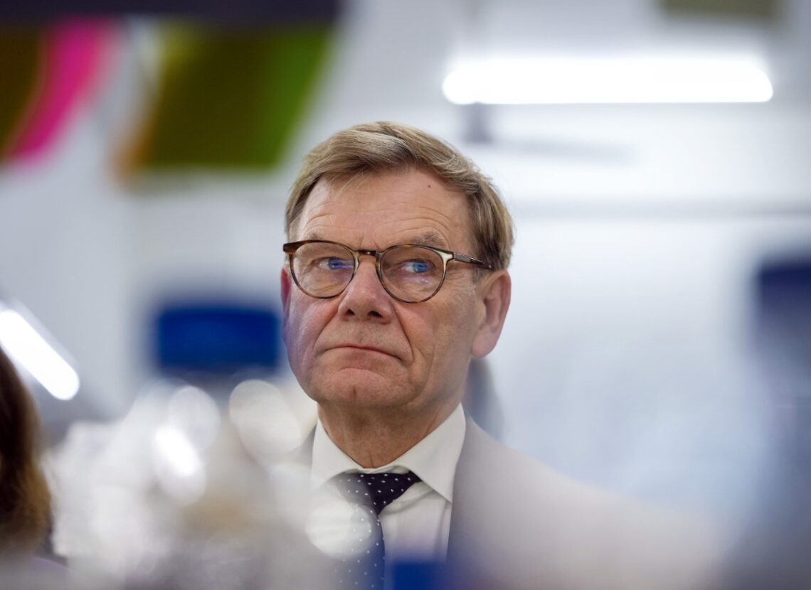 وادهفول: آلمان تا پایان سال جاری روند اسکان مجدد پناهجویان افغانستان را تکمیل میکند