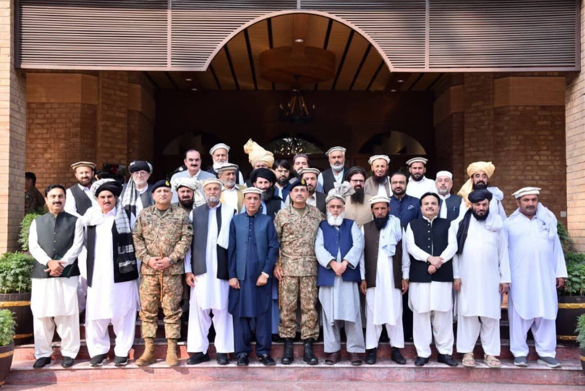 رئیس ستاد ارتش پاکستان: «خواهان صلح با همهی همسایهها، بهویژه افغانستان هستیم»