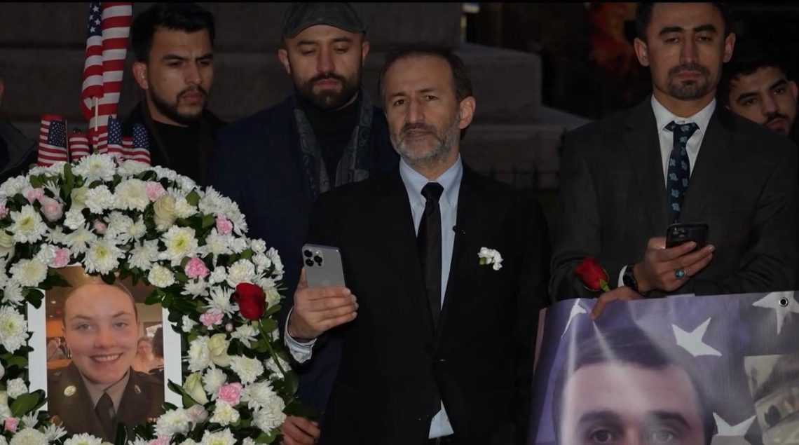 تجمع بزرگ تاجیکها، اوزبیکها و هزارهها در واشنگتن؛ محکومیت حمله، اعلام همبستگی با قربانیان و تأکید بر هویت خراسانی