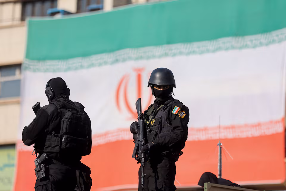 ترامپ در حال بررسی واکنش به سرکوب اعتراضات در ایران