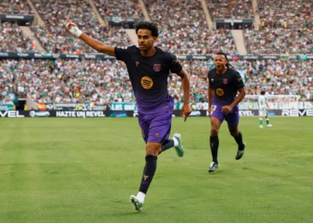 Barcelona Thrash Real Betis 5-2 to Maintain Perfect LaLiga Record